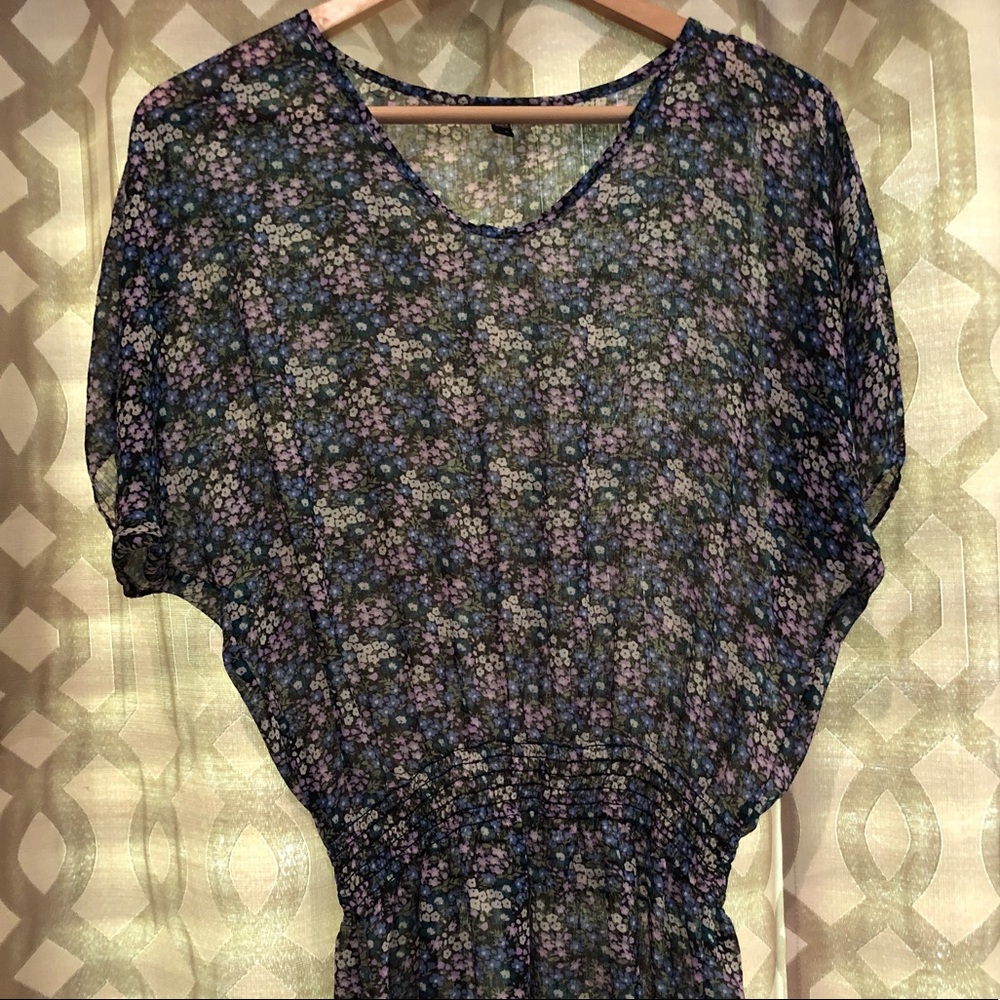 Express Dark Floral V-Neck Blouse
